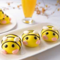 Honey Bee Buns (Custard Filling) 4 pcs